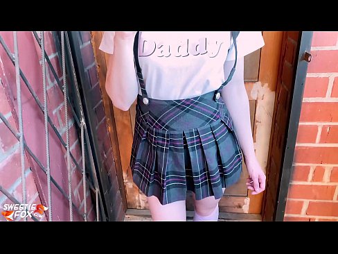 ❤️ Schoolgirl Sucks a dick gu domhainn agus fucks an àite clasaichean. Porno  aig porn gd.pornxlxx.ru ❌❤