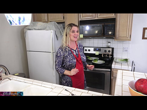❤️ Stepmom ga bhleoghan sa chidsin ron cheann-latha aige Porno  aig porn gd.pornxlxx.ru ❌❤